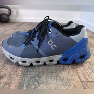 Men’s On Running Cloudflyer Shoes Size 9.5 | Supportive & Lightweight